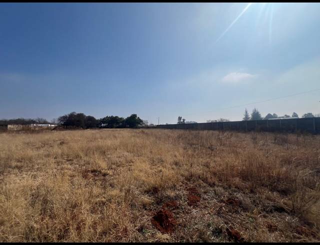 1,246M² VACANT LAND FOR SALE IN KOOKRUS